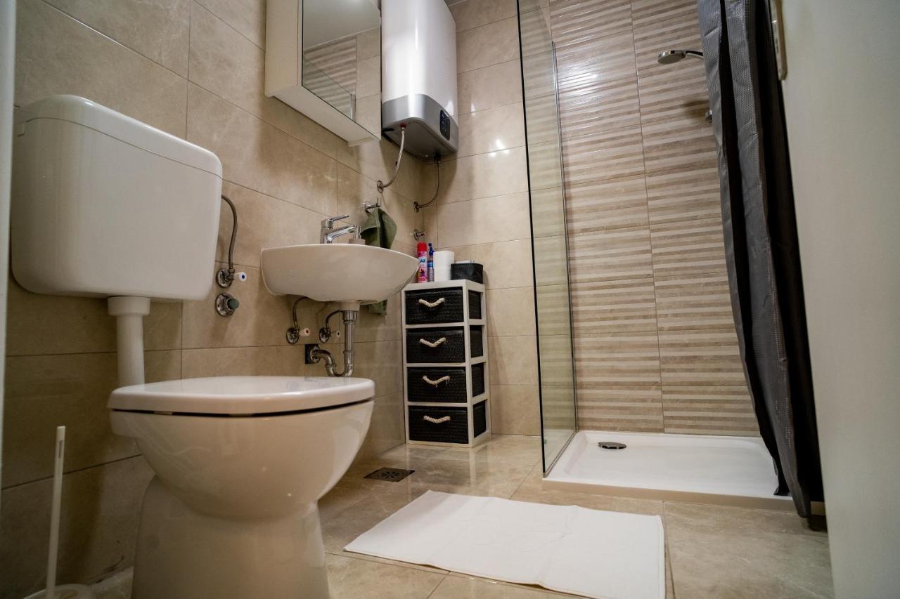 Apartman Terra Centar, Free Parking Осиек Екстериор снимка